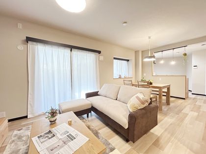 サンクタス豊中上野坂 リビング