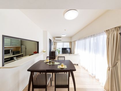 プレステージ豊中北桜塚フェリーチェ リビング