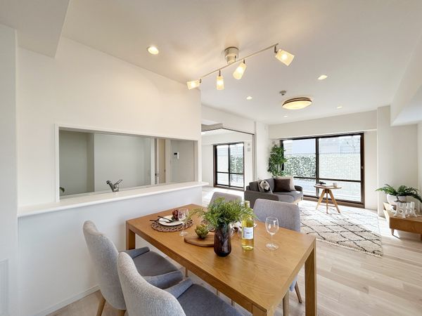 クラウンハイム豊中柴原・モノレール駅前 リビング