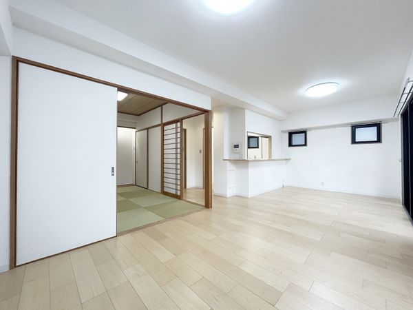 クレメント豊中本町 リビング