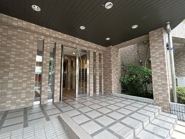 ライオンズマンション豊中熊野町 エントランス