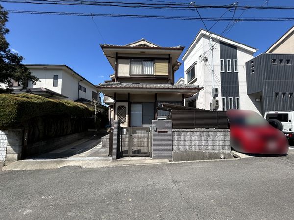 高槻市安岡寺町1丁目 前面道路含む外観 高槻市安岡寺町1丁目 前面道路含む外観