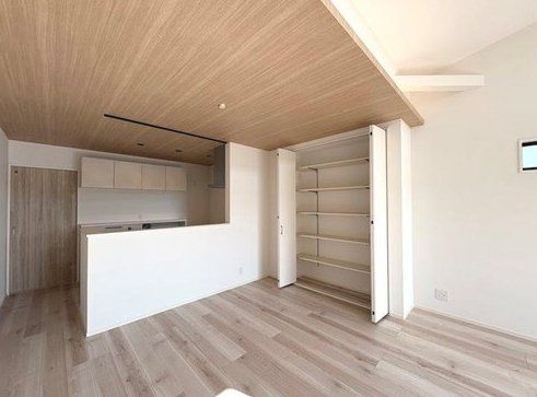 高槻市大塚町2丁目 リビング 高槻市大塚町2丁目 リビング