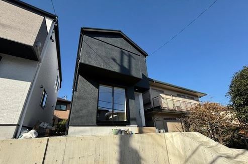 高槻市日吉台七番町 2号棟 外観 高槻市日吉台七番町 2号棟 外観