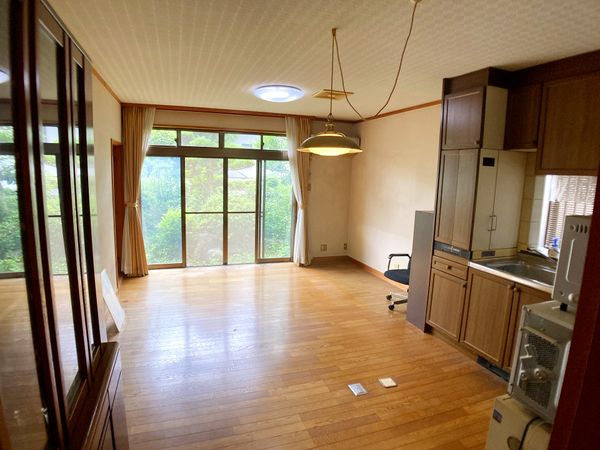 高槻市南平台5丁目 リビング 高槻市南平台5丁目 リビング