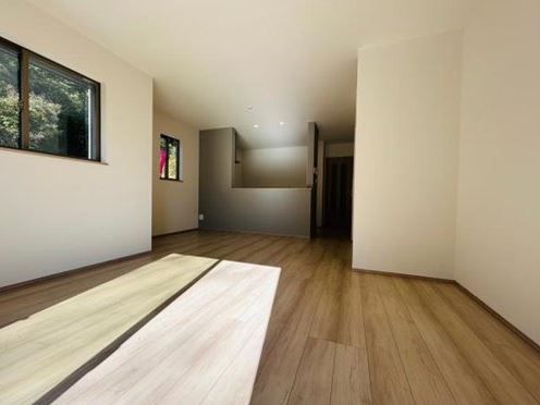 高槻市安岡寺町1丁目 1号棟 リビング 高槻市安岡寺町1丁目 1号棟 リビング