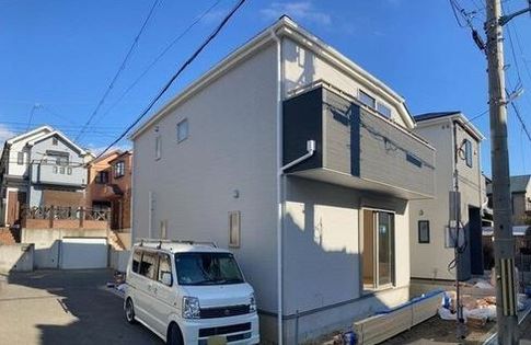 高槻市日吉台七番町 1号棟 外観