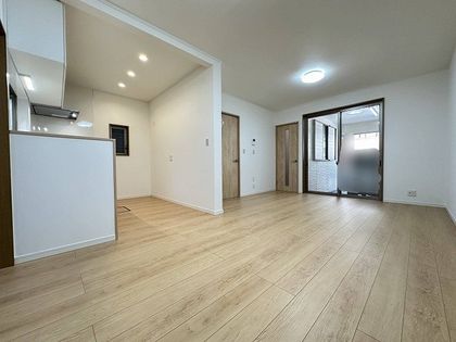 高槻市城南町4丁目 リビング