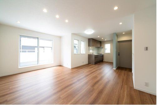 高槻市大塚町2丁目 リビング 高槻市大塚町2丁目 リビング