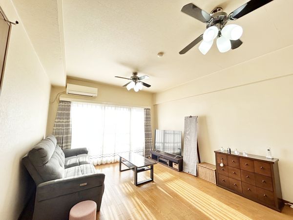 オークヒルズ香里 四番館 リビング