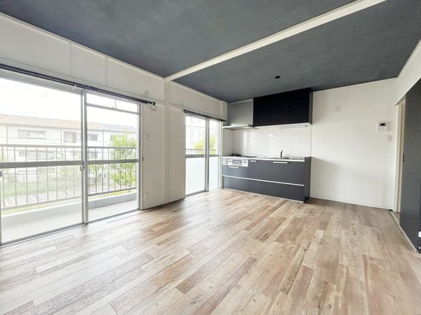 富田第二住宅 61号棟 リビング