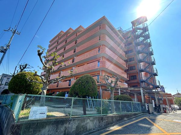 ライオンズマンション高槻 外観