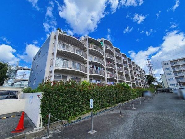 さんくれーる高槻 外観