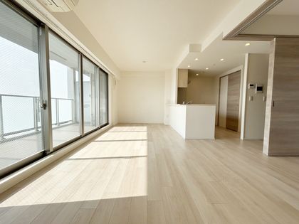ジオ高槻大畑町 リビング