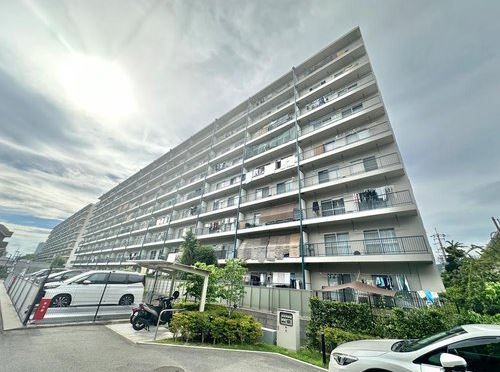 大和サニーハイツ高槻2棟 外観