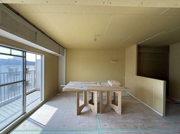 摂津マンション C棟 リビング 摂津マンション C棟 リビング