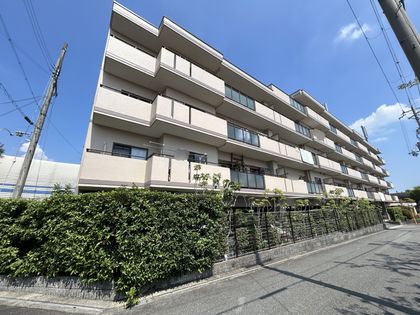コート高槻岡本台 外観