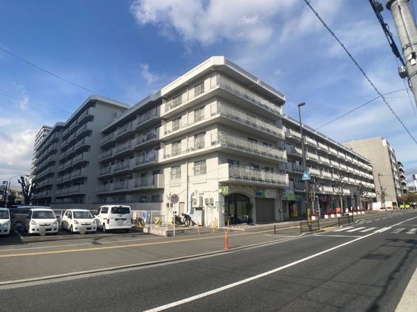 シャルマンコーポ摂津富田 外観