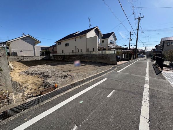 稲葉町 土地 前面道路含む外観