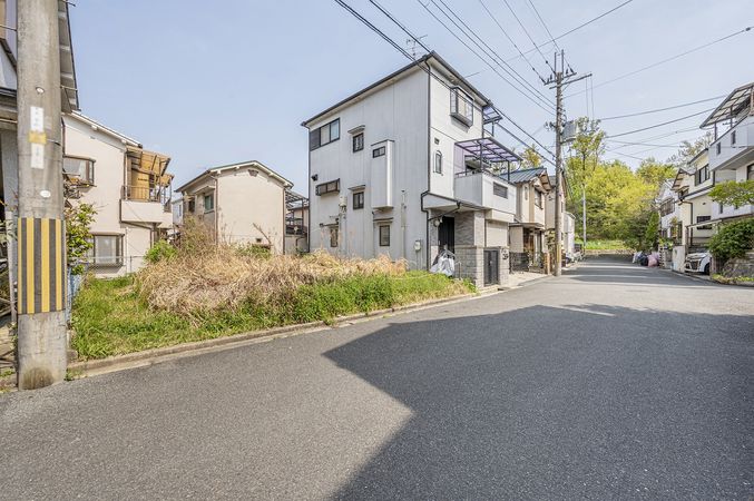 郡三丁目 土地 前面道路含む外観 郡三丁目 土地 前面道路含む外観
