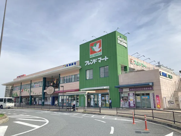 徒歩11分。
