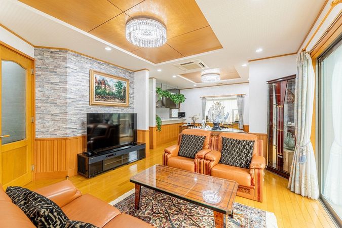 並木町 戸建 リビング 並木町 戸建 リビング