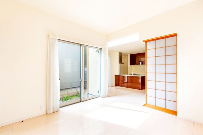 春日五丁目 戸建 リビング