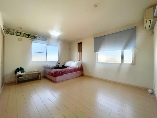 洋室（約12.2帖）