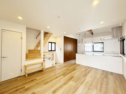 茨木市水尾四丁目 リビング