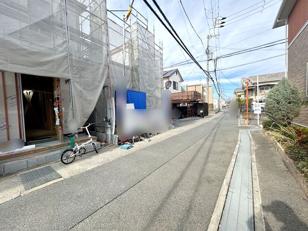 上野町(4号棟) 新築戸建 前面道路含む外観 上野町(4号棟) 新築戸建 前面道路含む外観