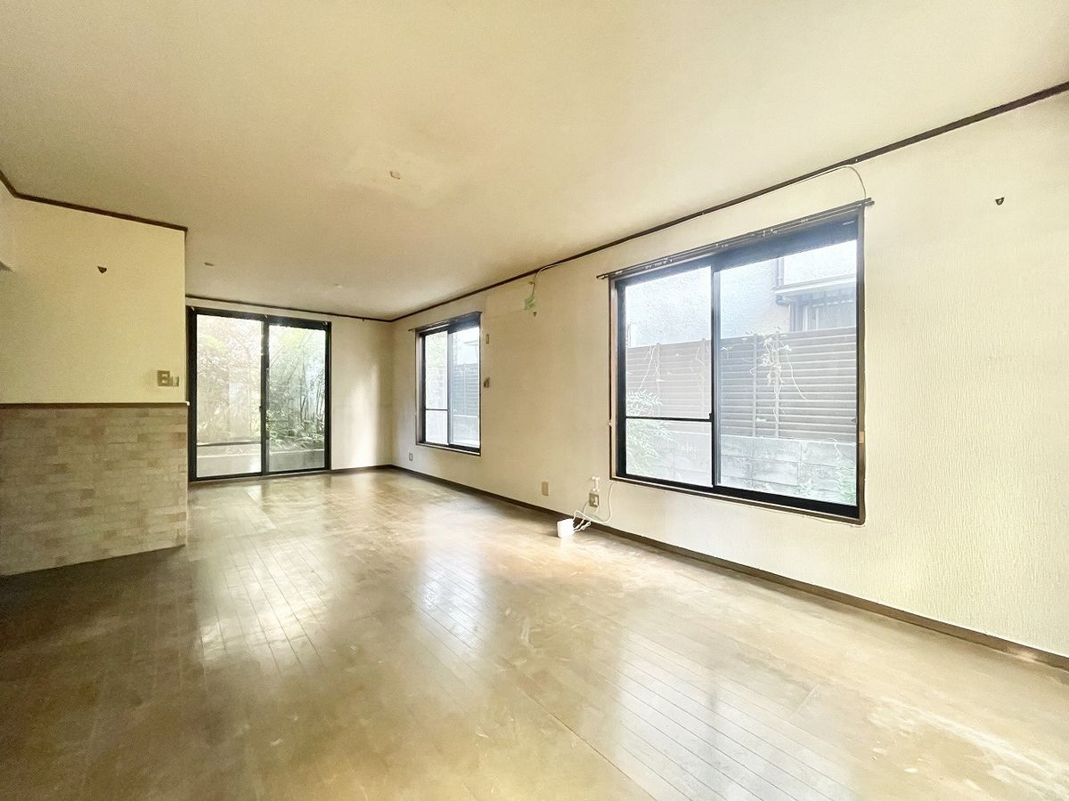 北春日丘二丁目 戸建 リビング リビング