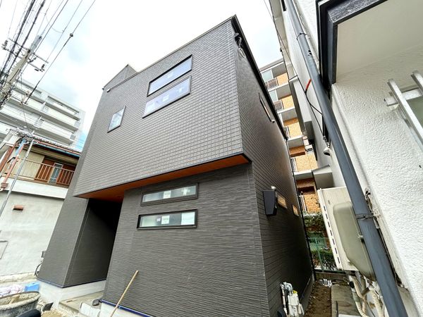 春日四丁目 新築戸建 外観