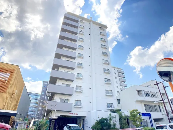 小学校が徒歩10分圏内です。