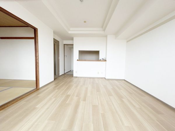 メロード吹田一番館 リビング メロード吹田一番館 リビング
