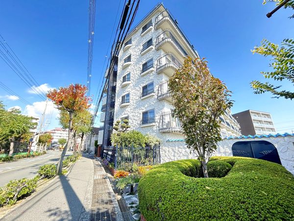 秀和南茨木レジデンス 外観