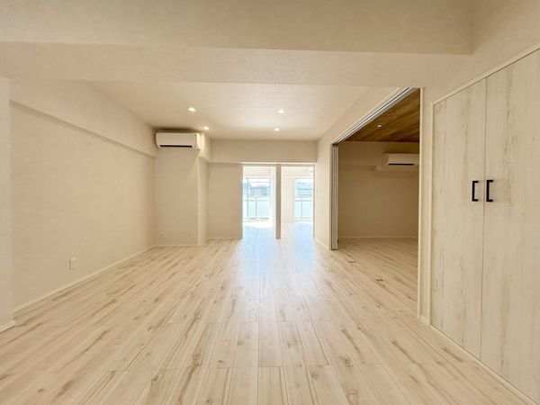 メガロコープ茨木Ⅱ リビング メガロコープ茨木Ⅱ リビング