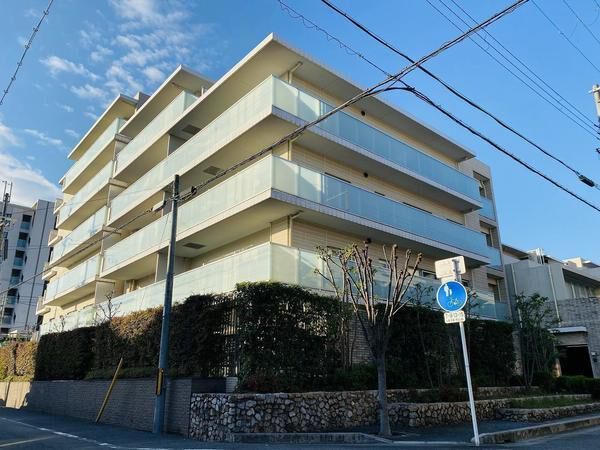 Brillia茨木下中条 外観