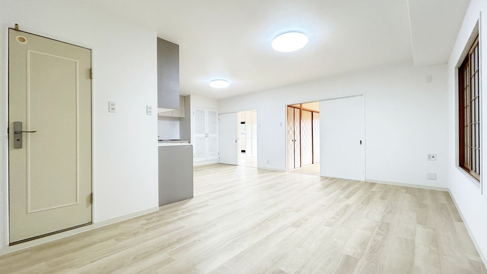 南茨木駅前ハイタウン A棟 リビング リビング