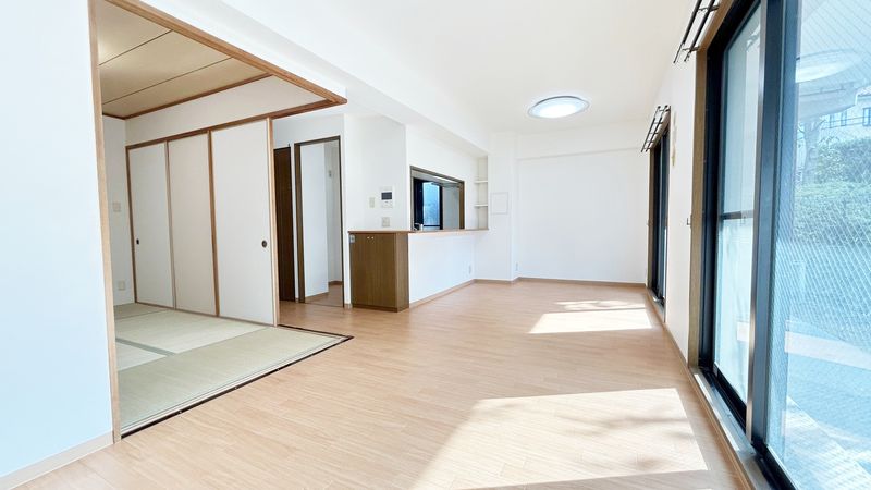 藤和ライブタウン茨木南春日丘 4番館 リビング