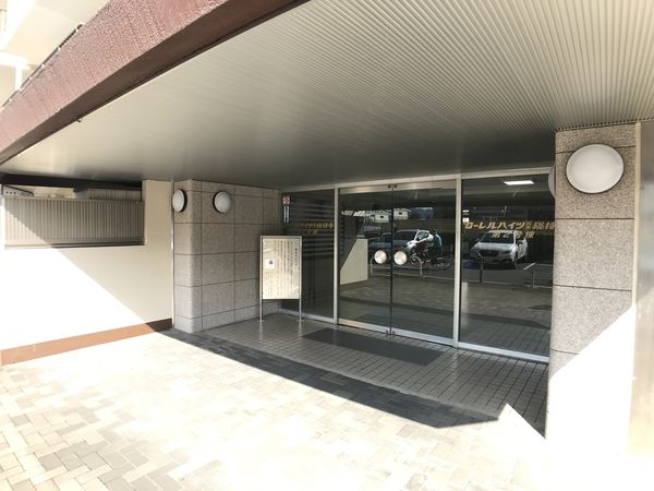ローレルハイツ茨木総持寺 第2号棟 エントランス エントランス