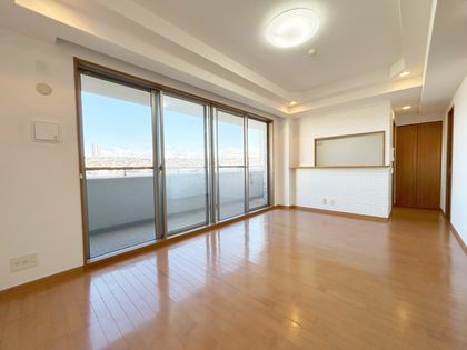 エスリード豊中西緑丘 リビング