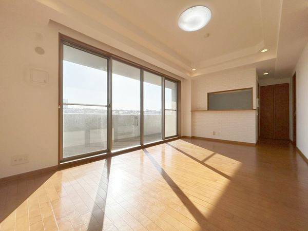 エスリード豊中西緑丘 リビング