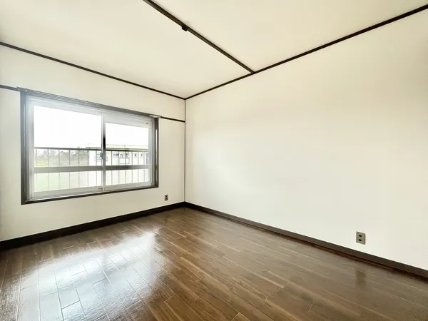 洋室（約6.0帖）