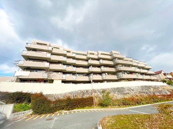 朝日プラザ茨木山手 外観