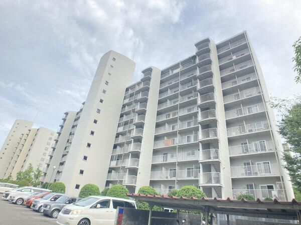 南茨木ハイタウン美沢 A棟 外観