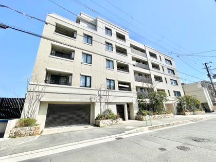 グランドメゾン茨木下中条 外観