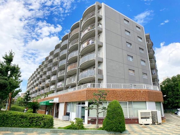 さんくれーる茨木 A棟 外観