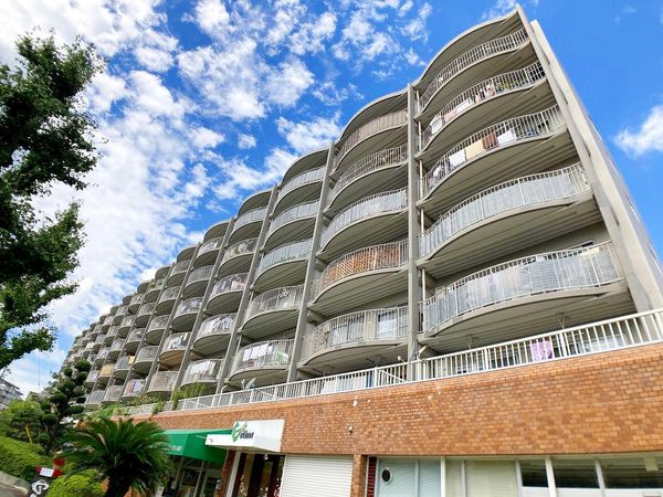 さんくれーる茨木 A棟 外観