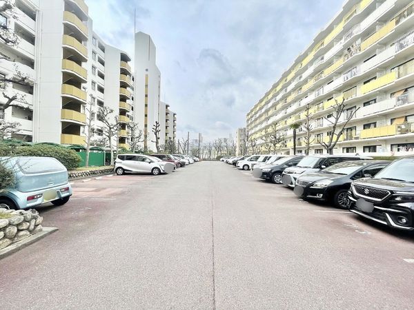 阪急東奈良高層住宅 F棟 駐車場 阪急東奈良高層住宅 F棟 駐車場