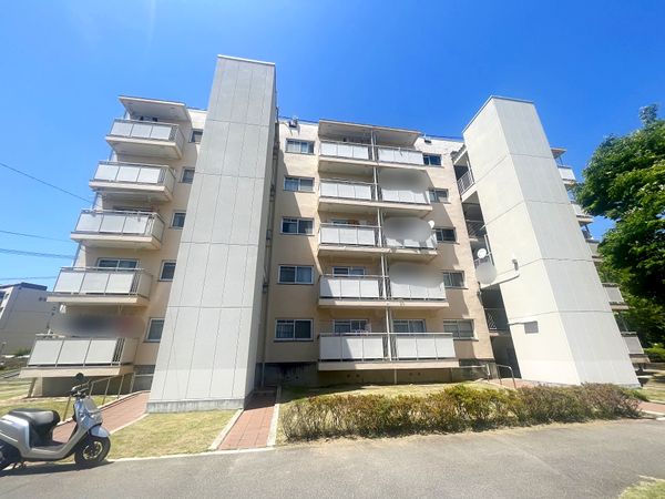 茨木郡山B住宅 A-17棟 外観 茨木郡山B住宅 A-17棟 外観